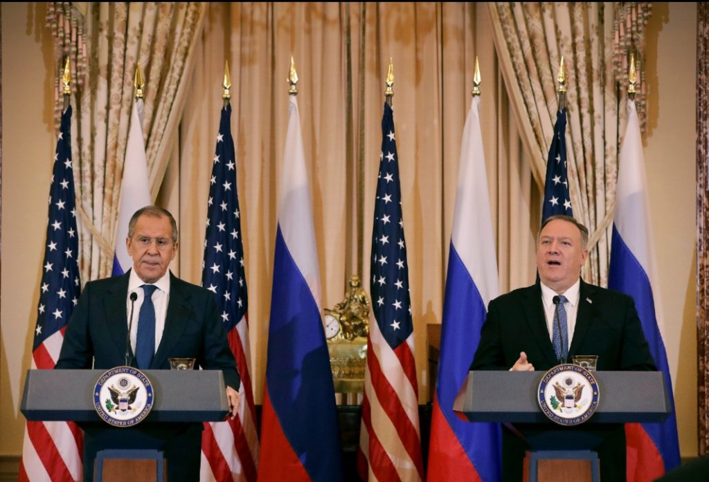 Sekretari i DASH Pompeo paralajmëron Lavrovin kundër ndërhyrjes në zgjedhje