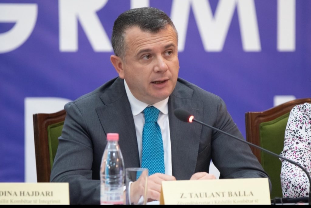 Balla: Dezinformimi është beteja më e madhe që ka sot shoqëria shqiptare
