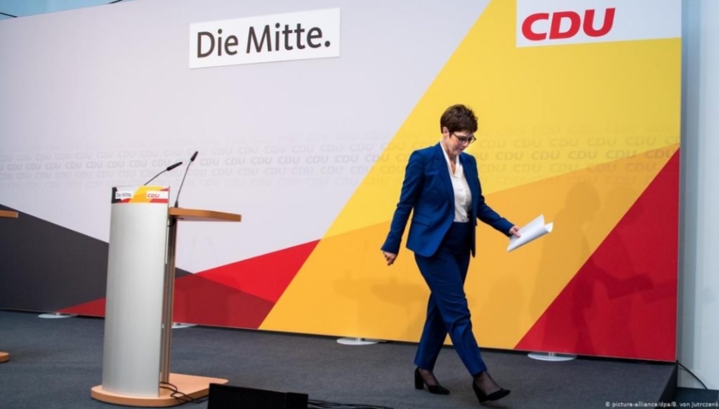 Dorëheqja e Karrenbauer, një tërmet që nuk tronditi vetëm CDU-në