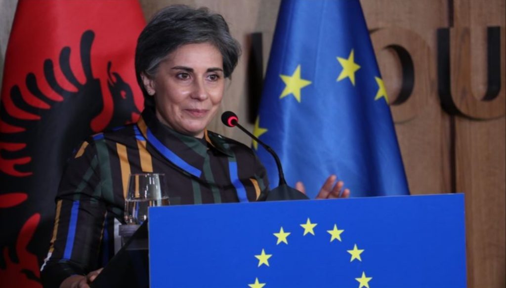 “Procesi i zgjerimit ka rëndësi të madhe për BE-në dhe Shqipërinë”