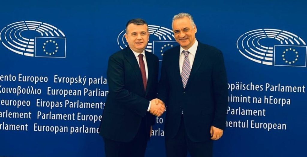 Kryetari i Delegacionit Parlamentar BE-Shqipëri,  Kefalogiannis letër Ballës: Kuvendi i Shqipërisë ka rol kyç në procesin e negociatave me BE