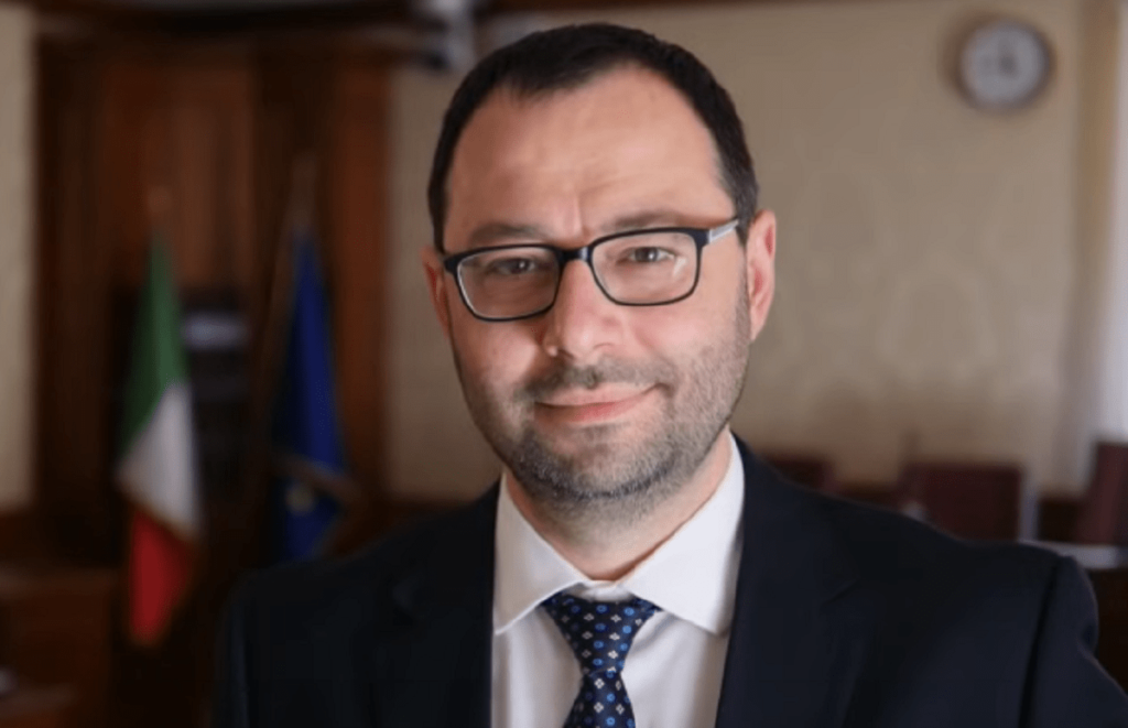 Koronavirusi, Italia shton 7 miliardë euro në fondin e garancisë për bizneset