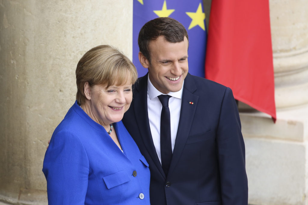 Merkel e Macron deklaratë të përbashkët: Dialogu Kosovë-Serbi rifillon me 12 korrik