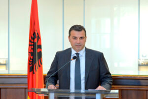 Sejko: Depozitat janë të sigurta, sistemi bankar funksionon normalisht