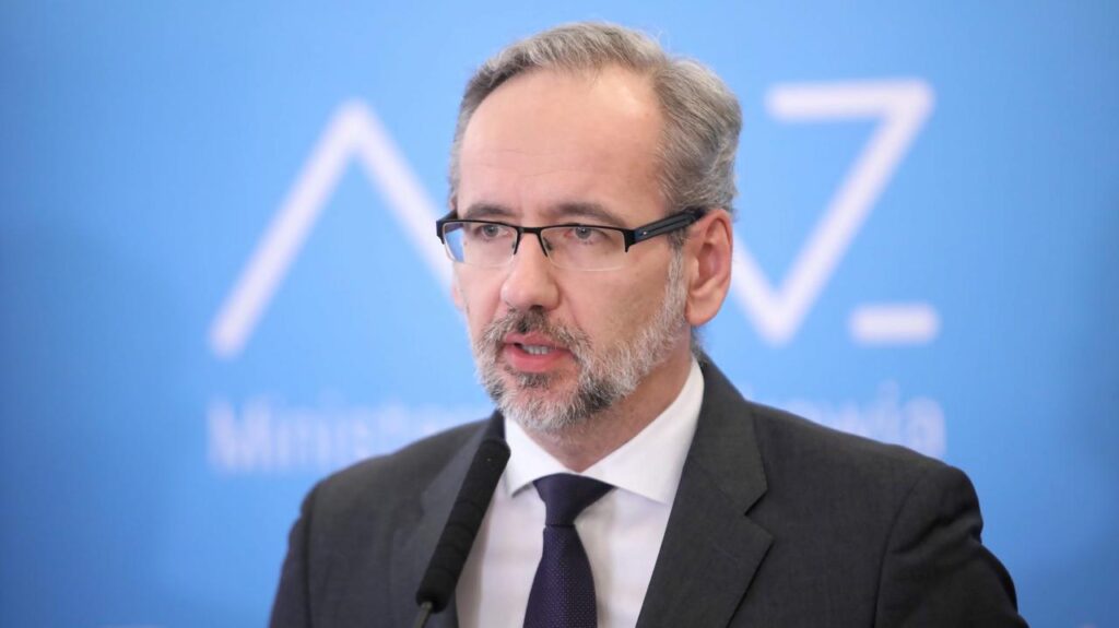 “Pandemia tregoi se sistemi shëndetësor polak vuan nga mungesa e stafit”