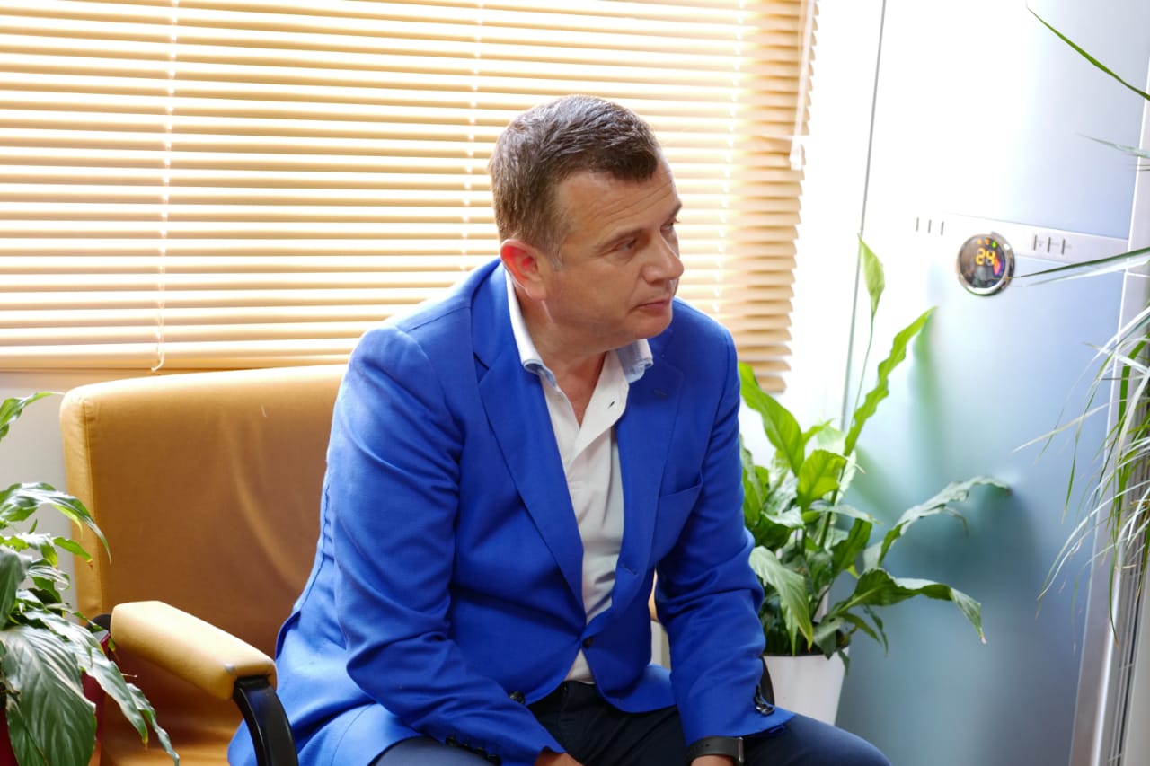 Kuvajti dhuron 10 aparatura respiratore, Balla: Vijojnë bashkëpunimet për ta çuar shëndetësinë në nivelet që qytetarët meritojnë