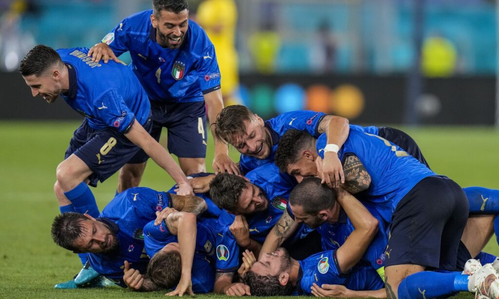 Europiani/ Italia mposht Zvicrën, kualifikohet në fazën e eliminimit direkt
