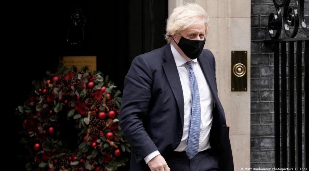 Britania e Madhe: Johnsoni dhe metoda Orban