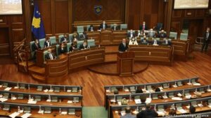 Kosova sot drejt konstituimit të Kuvendit, zgjedhja e presidentit mbetet sfida kryesore