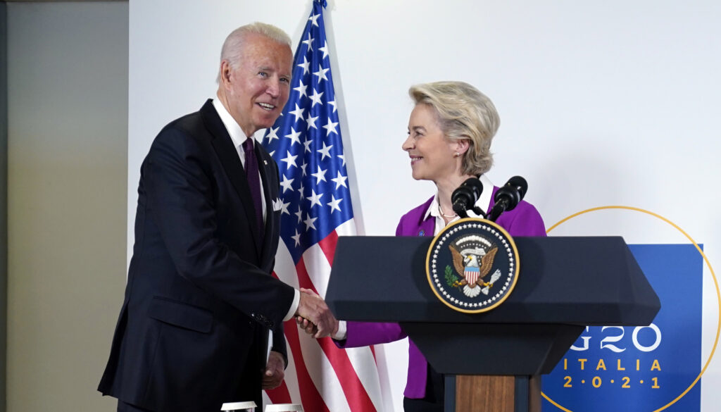 Firmoset marrëveshja SHBA-BE për gaz, Von der Leyen: Do bëhemi të pavarur nga Rusia