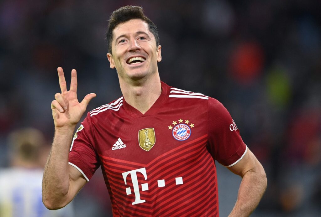 Shifra të frikshme, Bayern Munich nuk heq dorë nga Lewandowski
