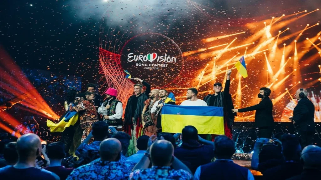 Europianët i japin fitoren Ukrainës/ Vota e publikut përmbysi jurinë, Zelensky: Vitin tjetër festivali në Mariupol  