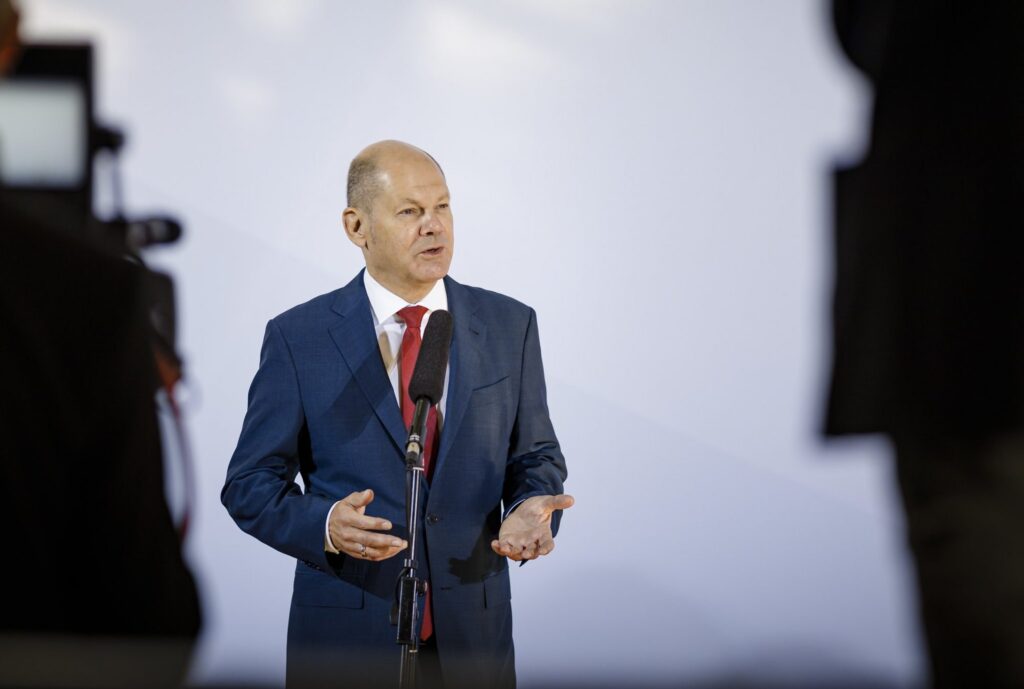 Scholz: Gjermania ka projekte me Emiratet e Bashkuara Arabe për naftën dhe gazin