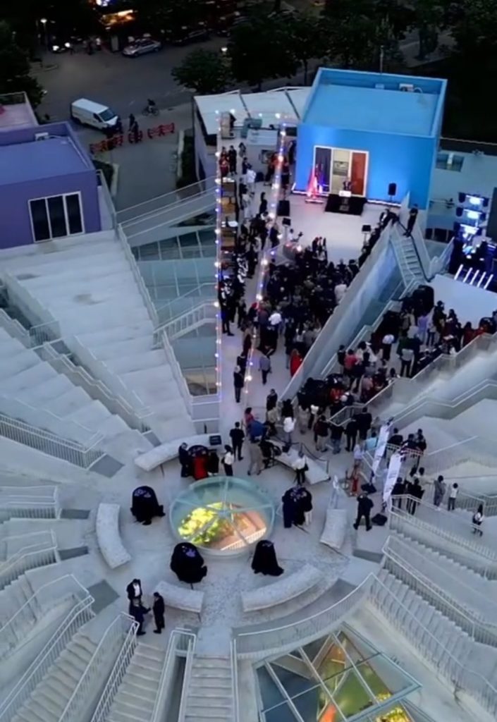 Rama ndan pamje nga Kubi i Francës, destinacion i ri i kulturës dhe teknologjisë