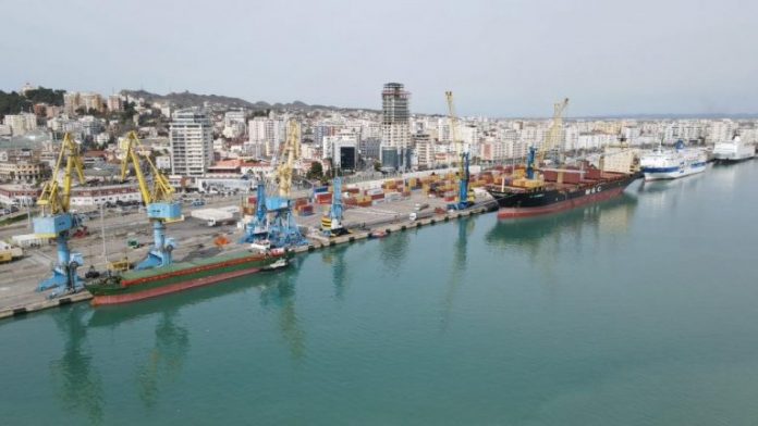 Shifrat e INSTAT: Eksportet drejt SHBA rritje me 2.6 miliardë lekë
