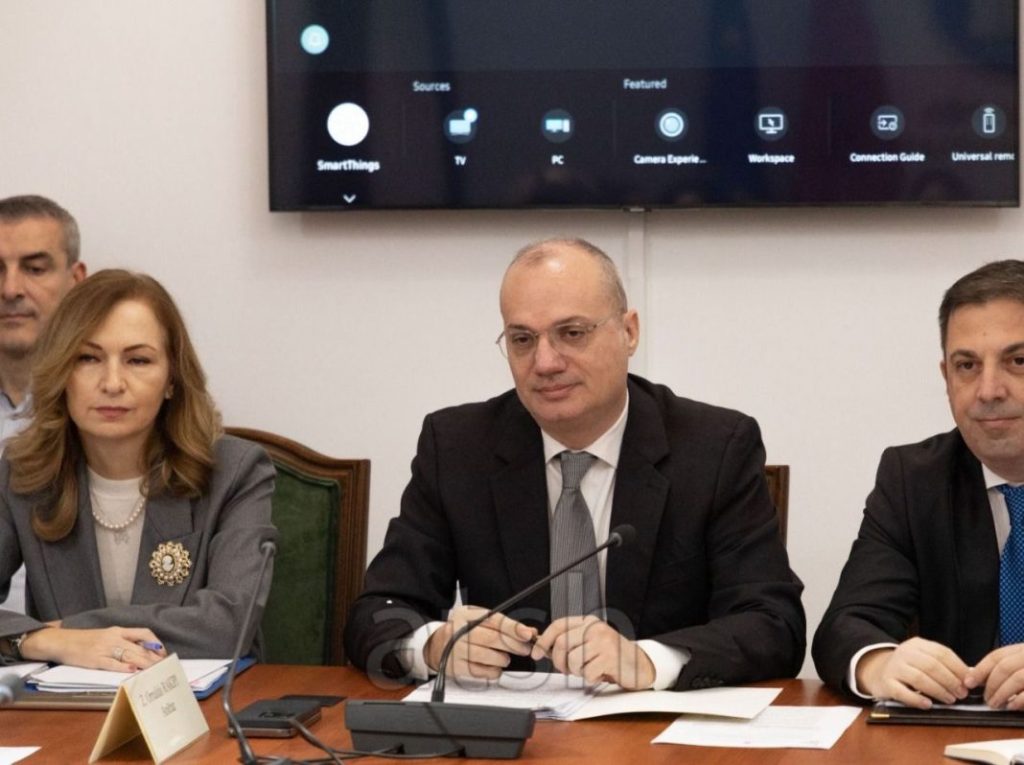 Hasani: 3.8 miliardë lekë për MEPJ në vitin 2025-ën, hapim 4 ambasada të reja