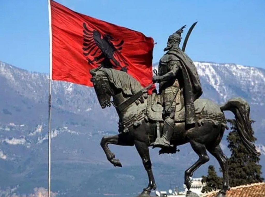 Rama: Monumenti i Skënderbeut edhe në Paris
