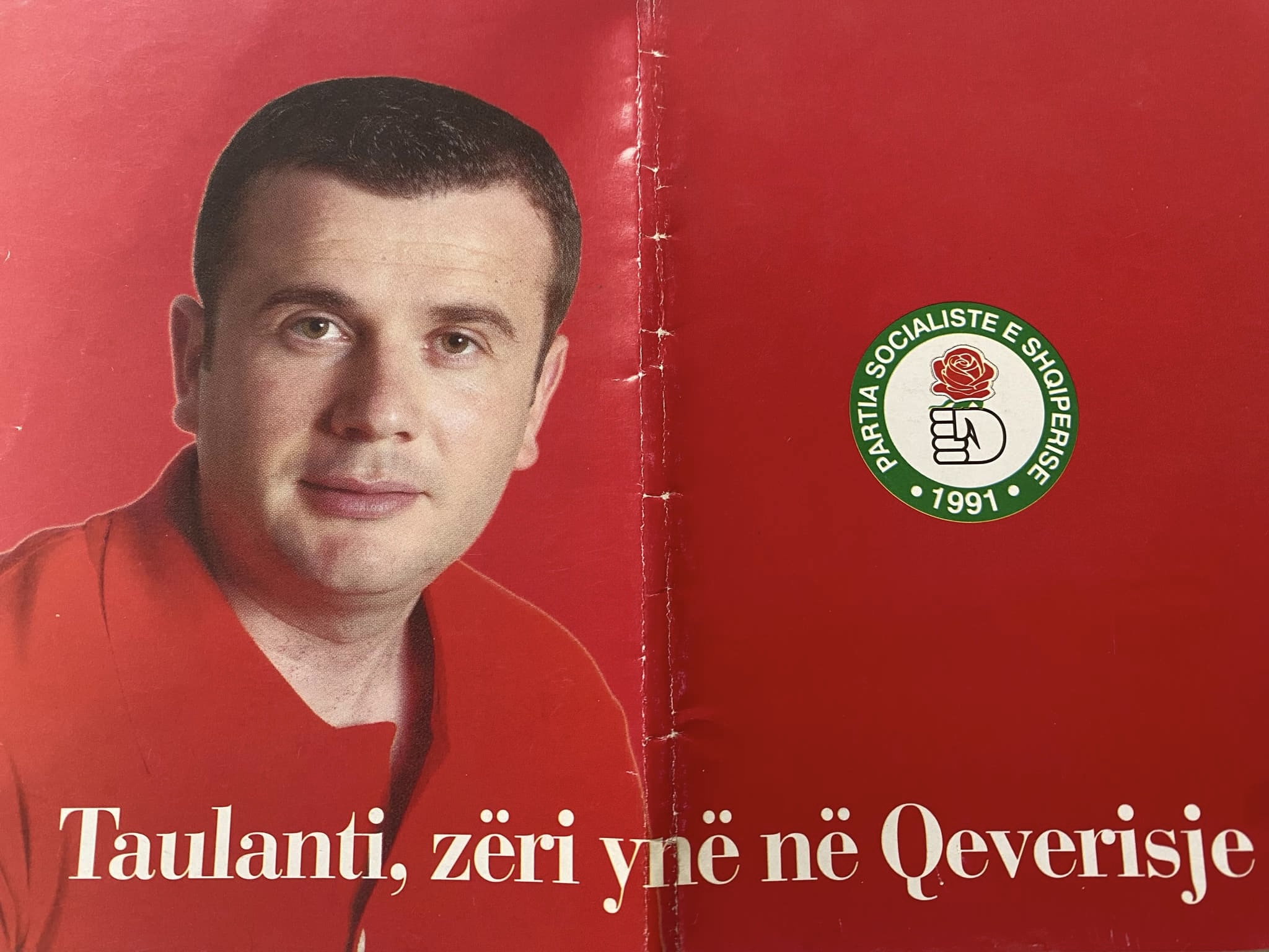 Dy dekada në Parlament/ Taulant Balla publikon foton e veçantë kur u zgjodh deputet për herë të parë