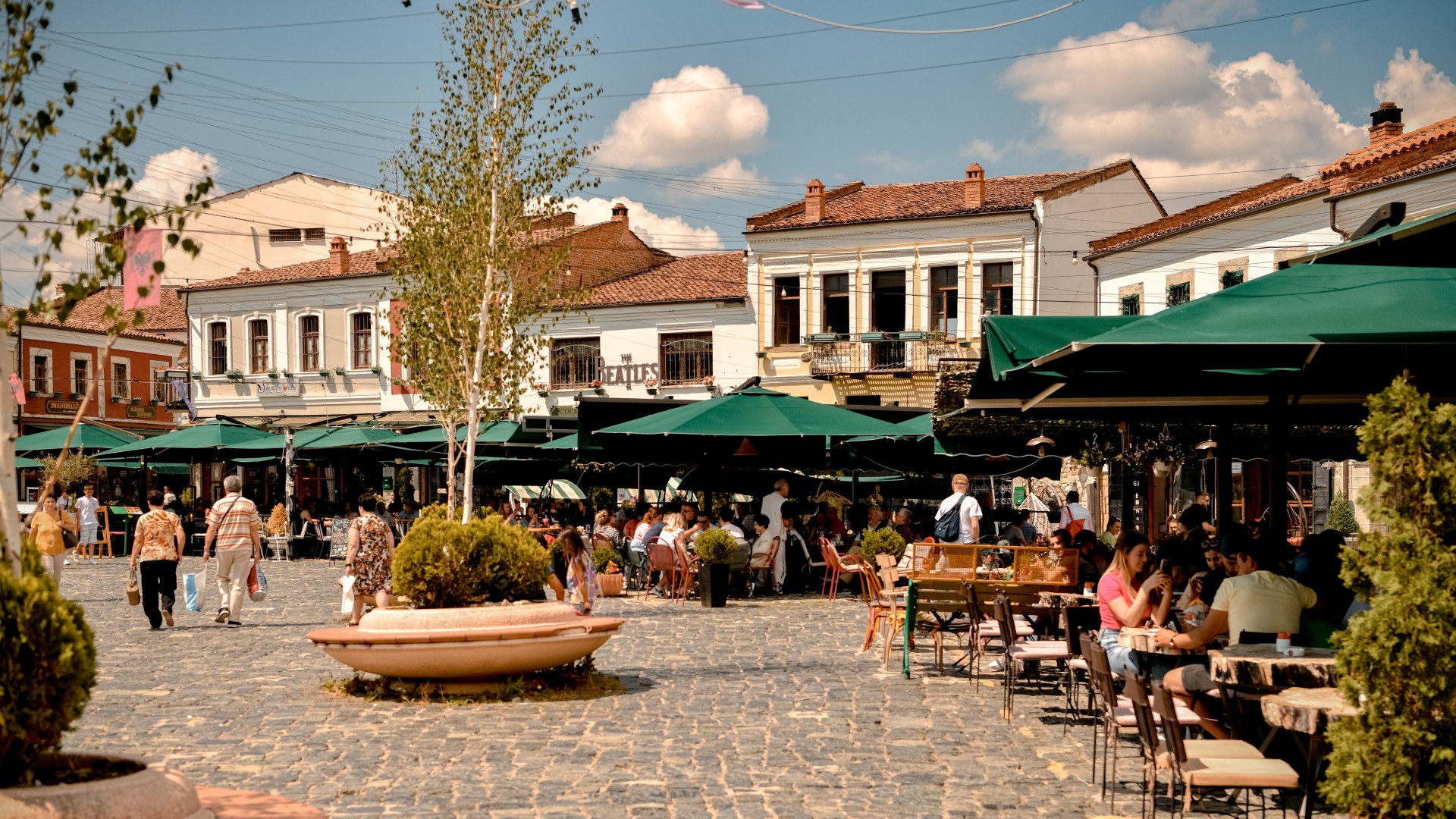 Korça “mbretëron”, rritje 5% e turistëve – Masterplani i Macron “ndez” juglindjen