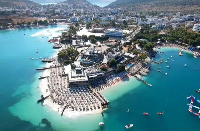 DW: Shqipëria drejt rekordit të 15 milionë turistëve