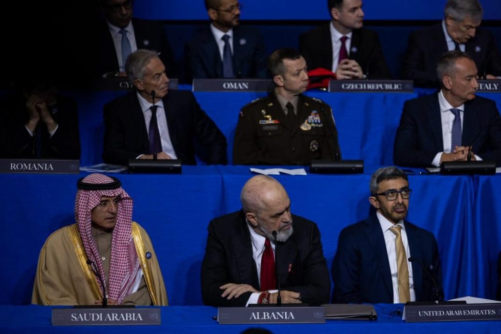 Rama ngre shqetësimin në Uashington për ish-drejtuesit e UÇK-së në Hagë: Zoti President, le të bëjmë diçka