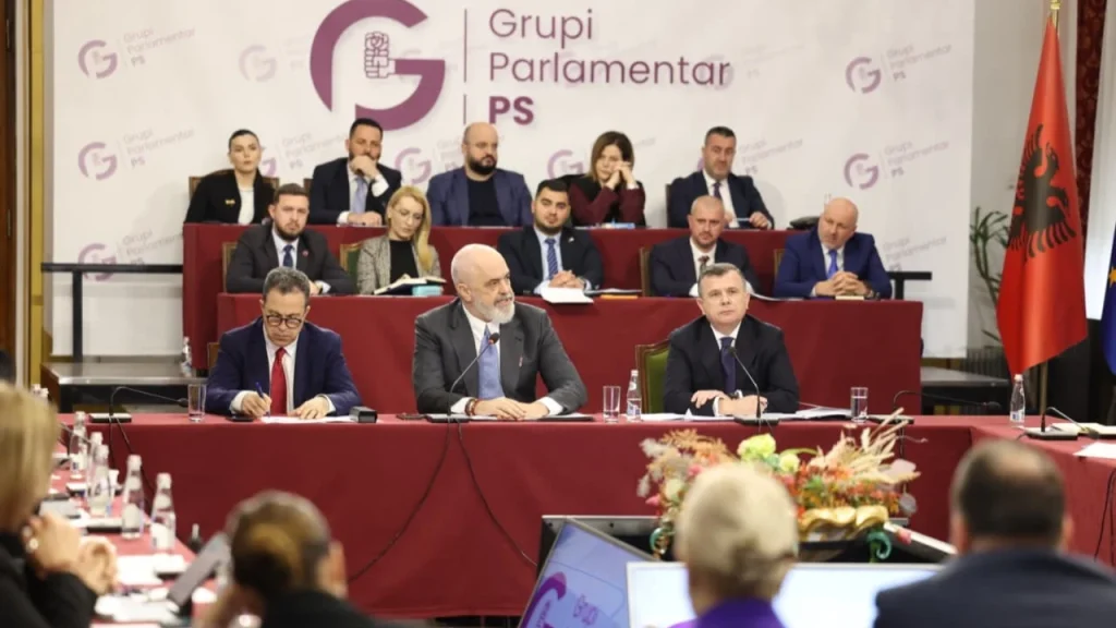 Seanca për Ballukun, socialistët i paraprijnë me mbledhje grupi në Parlament