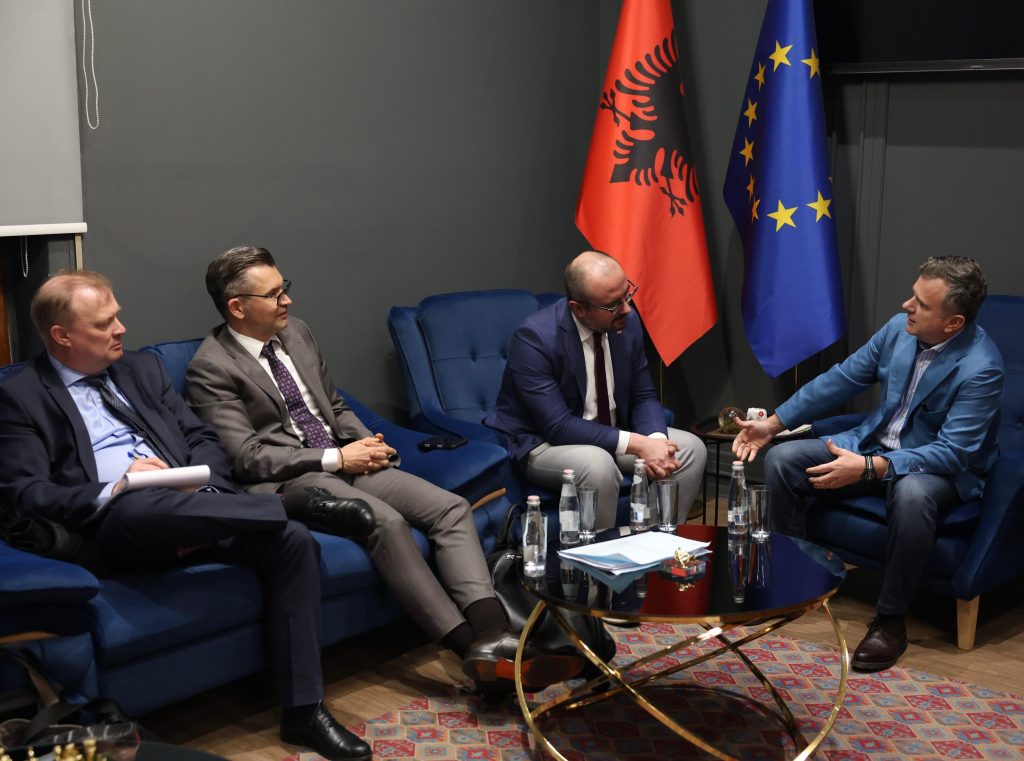 Balla takon bashkë-raporterët për Shqipërinë në Asamblenë Parlamentare të KiE: Shqipëria mbetet e angazhuar në rrugën e reformave drejt integrimit në BE