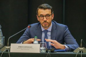 Karakaçi: Avancojnë punimet në bypass-in e Elbasanit, hekurudha Tiranë-Durrës hyn në fazën e elektrifikimit