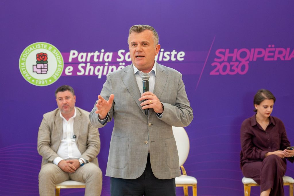 329 anëtarë të rinj i bashkohen PS në Vorë, Balla: Martesa e Shqipërisë me BE-në para 2029