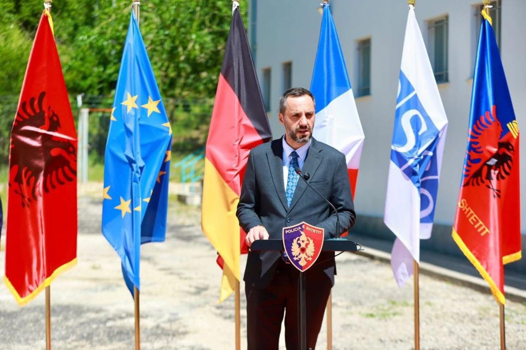 Lamallari: Qeveria akordon 5 milionë lekë për familjen e Enea Mekollit dhe 3 milionë për efektivin e plagosur