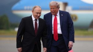 Putin dhe Trump flasin për më shumë se një orë, Kremlini: Rusia nuk ka plane të sulmojë Europën