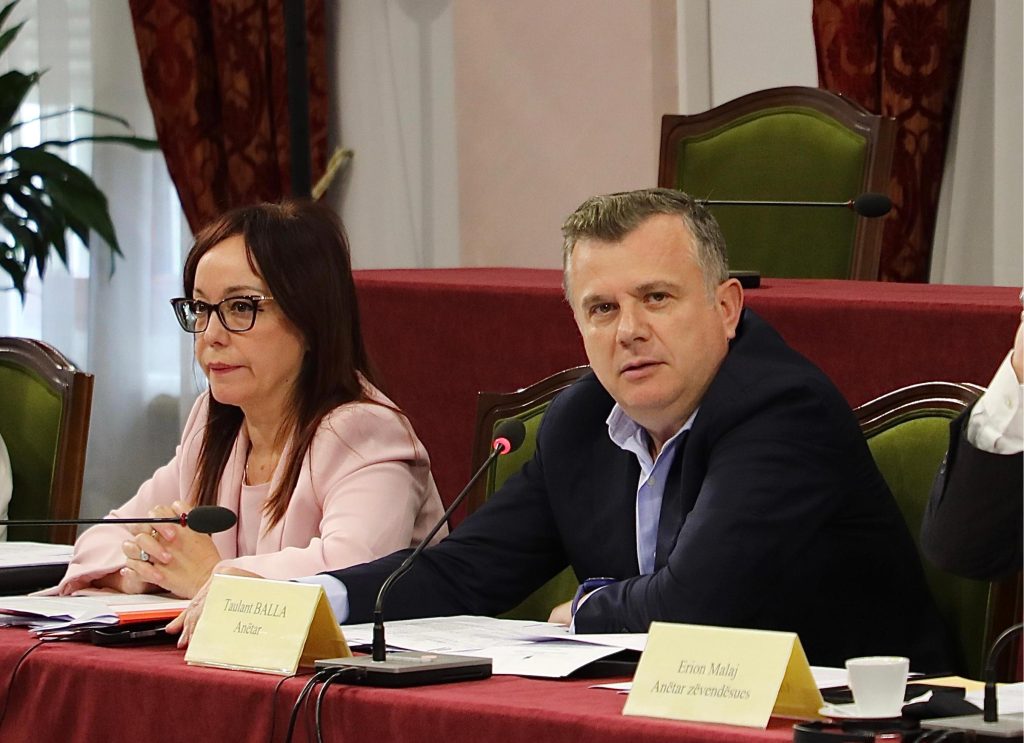 Balla: Shqipëria mund të mbyllë negociatat me BE brenda Krishtlindjeve të vitit të ardhshëm