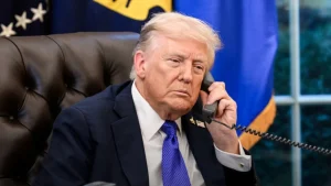 Trump pezullon sulmet ndaj Iranit, pret marrëveshje të shpejtë