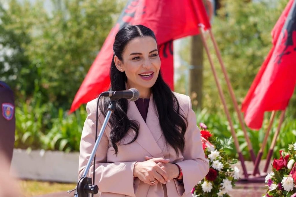 Balluku nga Fieri: Socialistët shkruan historinë me 12 mandate, PS mbështetet mbi sakrificat e brezave