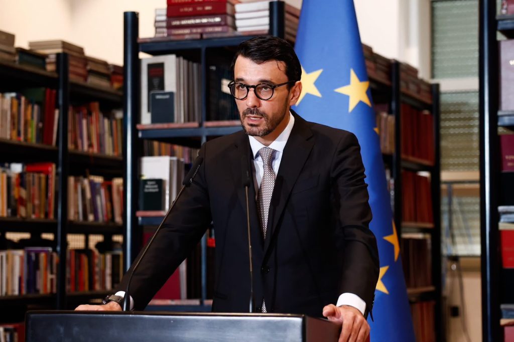 Karakaçi: Marrëveshja me ENI forcon sigurinë energjetike të Shqipërisë