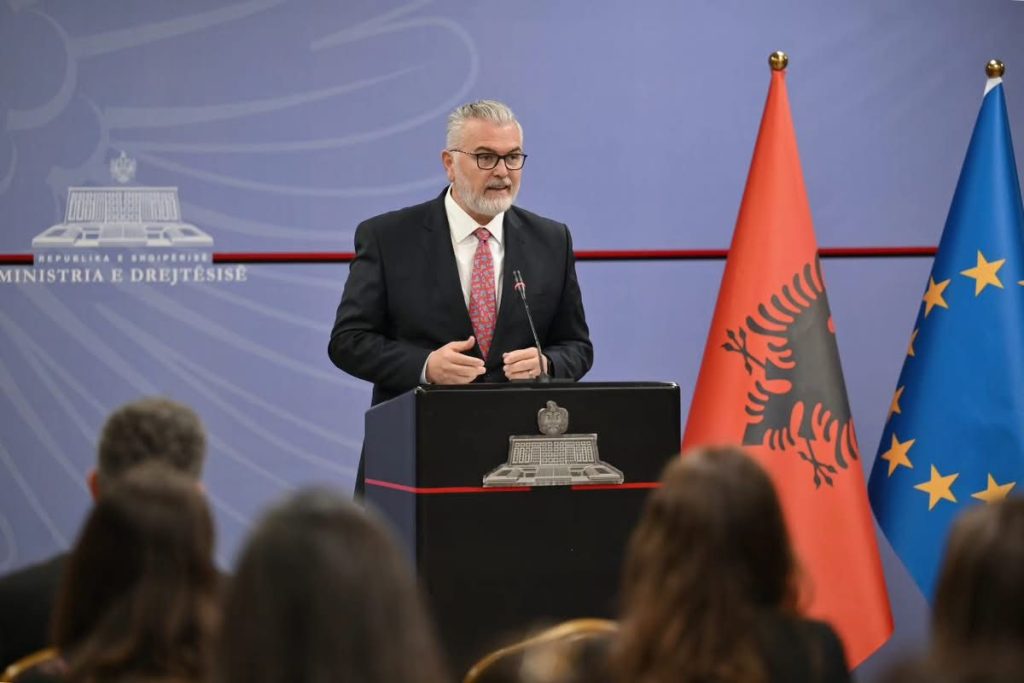 Gogu: Qeveria po dëgjon shqetësimet reale të qytetarëve