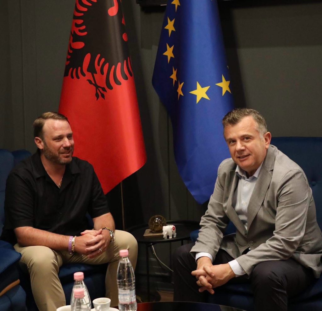 Balla takim me presidentin e Këshillit Bashkiak të Jacksonville, Kevin Carrico: Miqësia shqiptaro-amerikane mbetet një partneritet i qëndrueshëm, i ndërtuar mbi vlera të përbashkëta demokratike