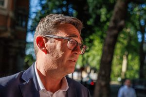 Burnham: Ka prova të qarta për përfshirjen e Iranit në incidentin pranë RAF Fairford