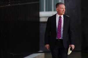 Irlanda e Veriut përballet me krizë buxhetore pas dështimit për marrëveshje