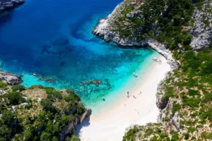 Shqipëria në krye të destinacioneve për pushime të ëndrrave me pak shpenzime