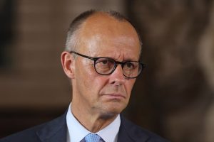 Merz: Spanja të rimarrë kontrollin e kufirit në Ceuta