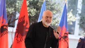 Rama publikon mesazhin e familjes nga SHBA