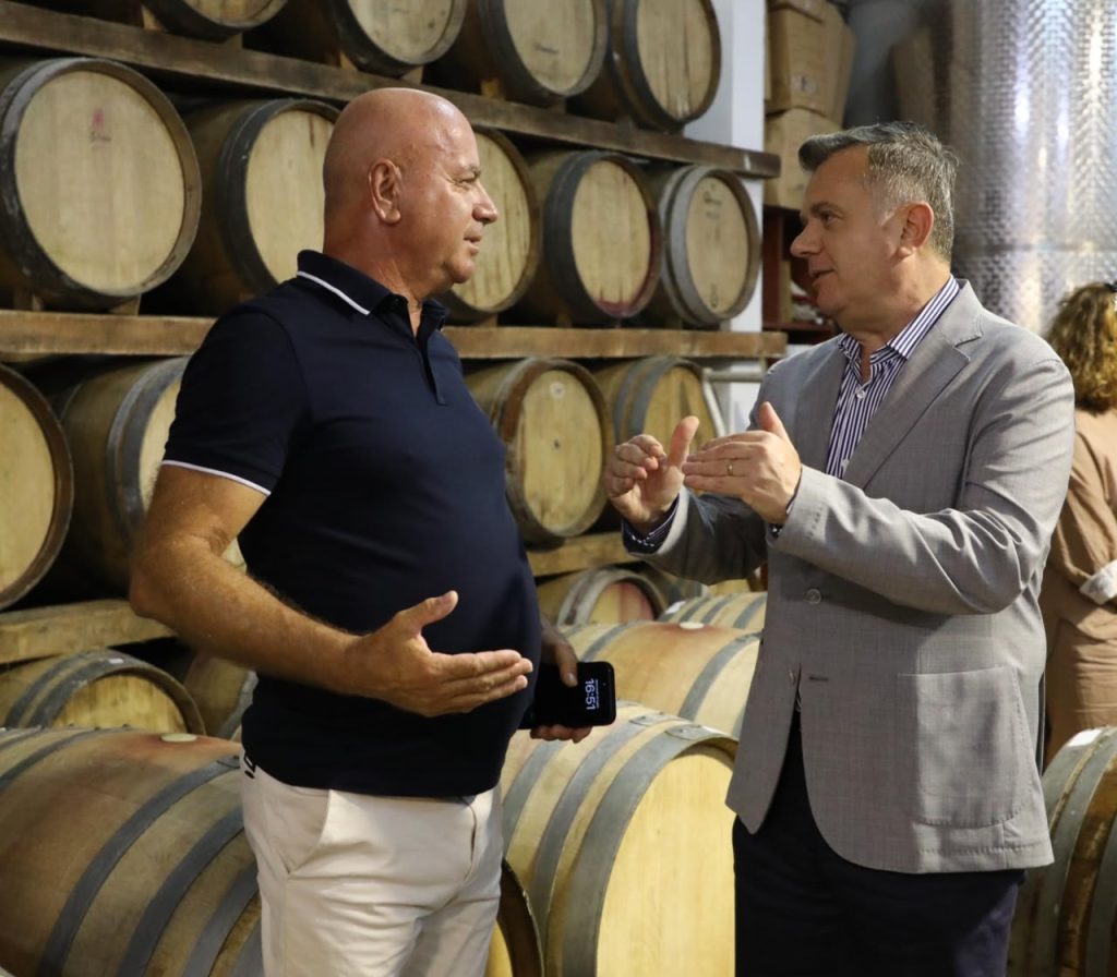Balla vizitë në kantinën “Belba” në Kavajë: Programi “Dyfisho Sipërmarrjen Tënde” mbështet sipërmarrjet shqiptare