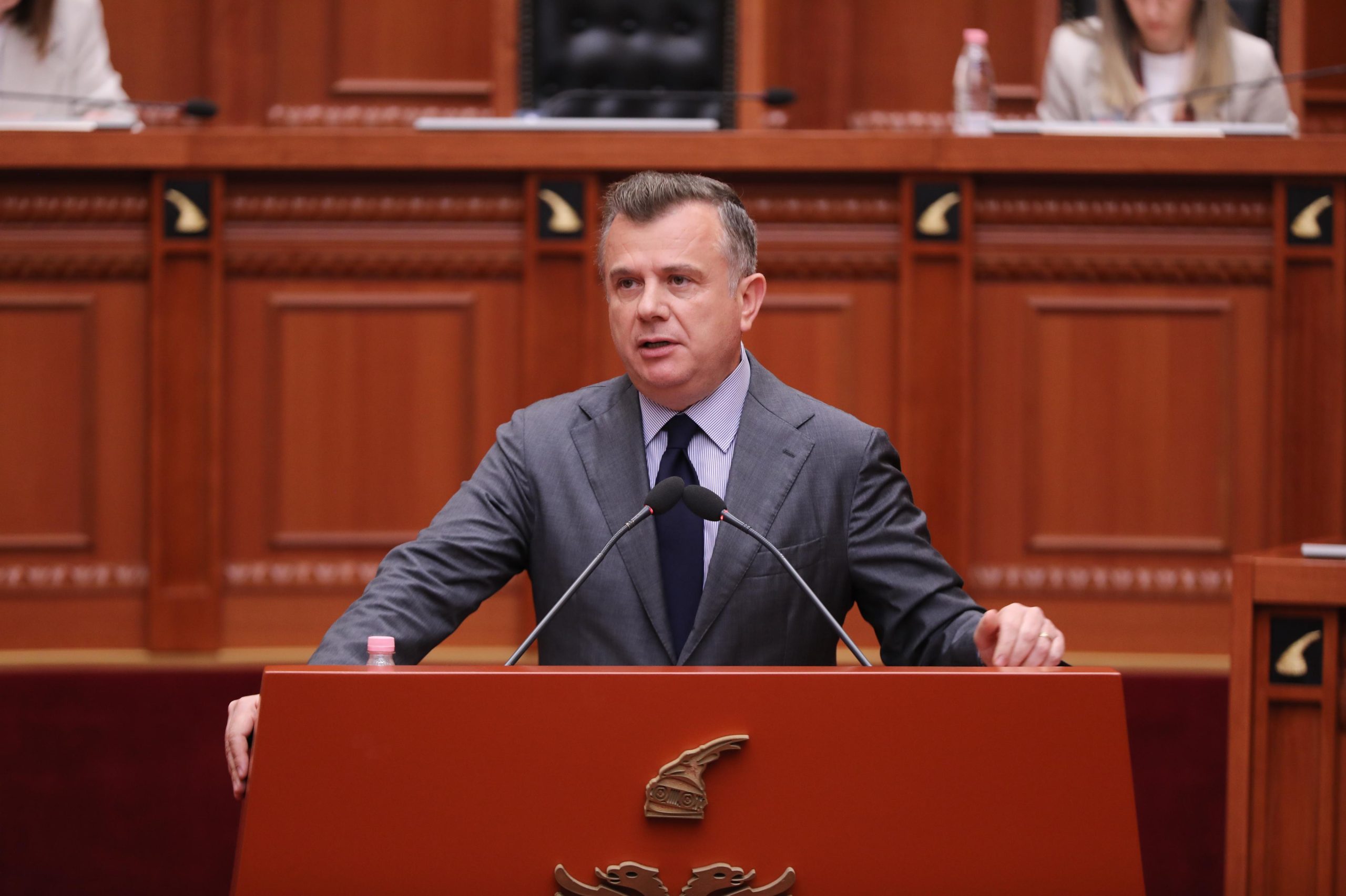 Balla: Marrëveshja 302 milionë dollarëshe me SHBA është historike, forcon mbrojtjen dhe partneritetin strategjik