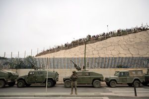SHBA mbështet sovranitetin e Spanjës mbi Ceutën dhe Melillën, kritikon Madridin për menaxhimin e krizës së emigrantëve