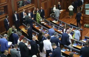 PDK kërkon vazhdimin e seancës konstituive të Kuvendit të Kosovës