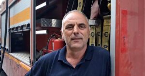 “Nuk dorëzohemi”, zjarrfikësit prej 5 ditësh pa gjumë në luftë me flakët në Krujë