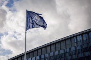 NATO forcon kufirin me Rusinë, mijëra dronë dhe inteligjencë artificiale në vijën e parë të mbrojtjes