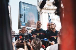 Zjarrfikësit në Francë shpallin protestë kombëtare, kërkojnë më shumë staf dhe fonde