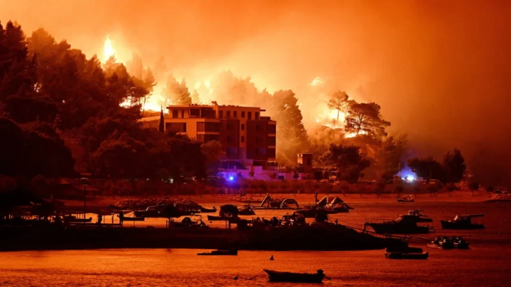 Evropa nën pushtetin e flakëve, 474 të arrestuar në Francë për zjarret